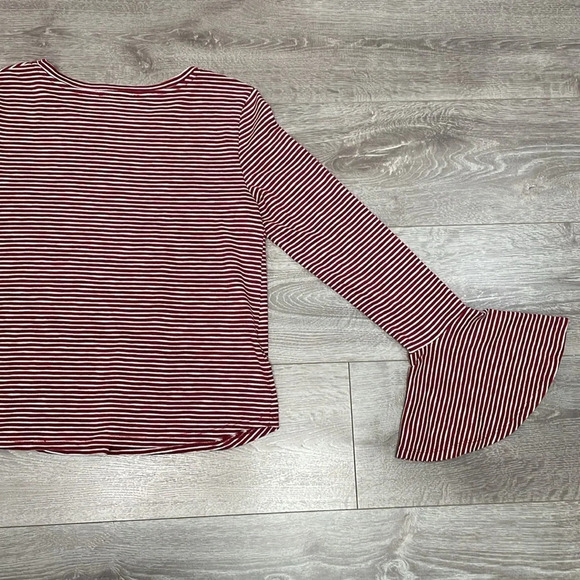 Highline Collective Bell Sleeve Red White Striped Top L - Picture 15 of 15